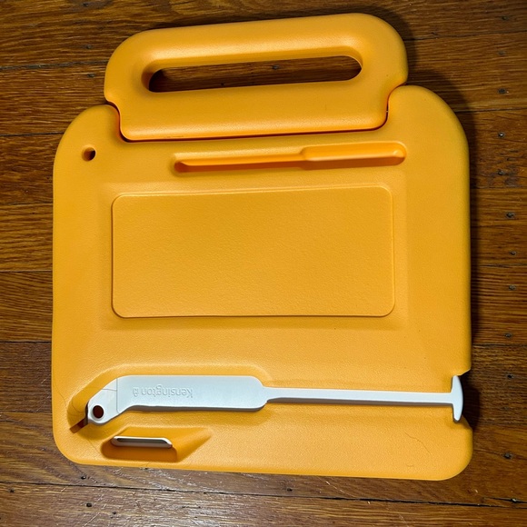 iPad protective case - Picture 3 of 3